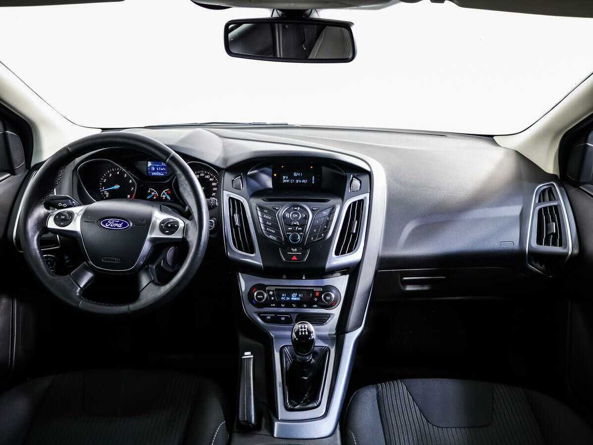 Ford Focus с пробегом — 2013 год. Фото: #8