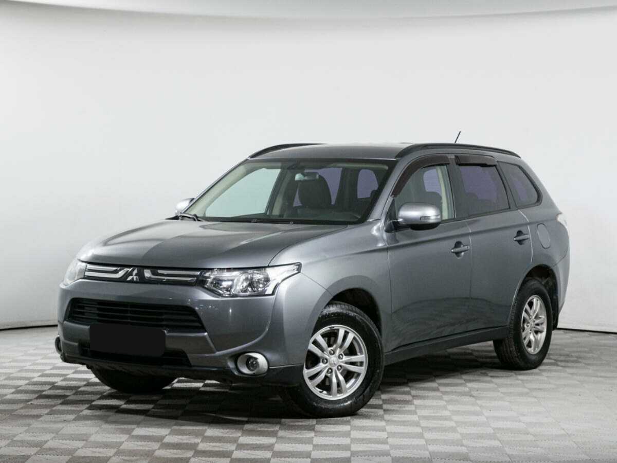 Mitsubishi Outlander с пробегом — 2012 год. Фото: #0