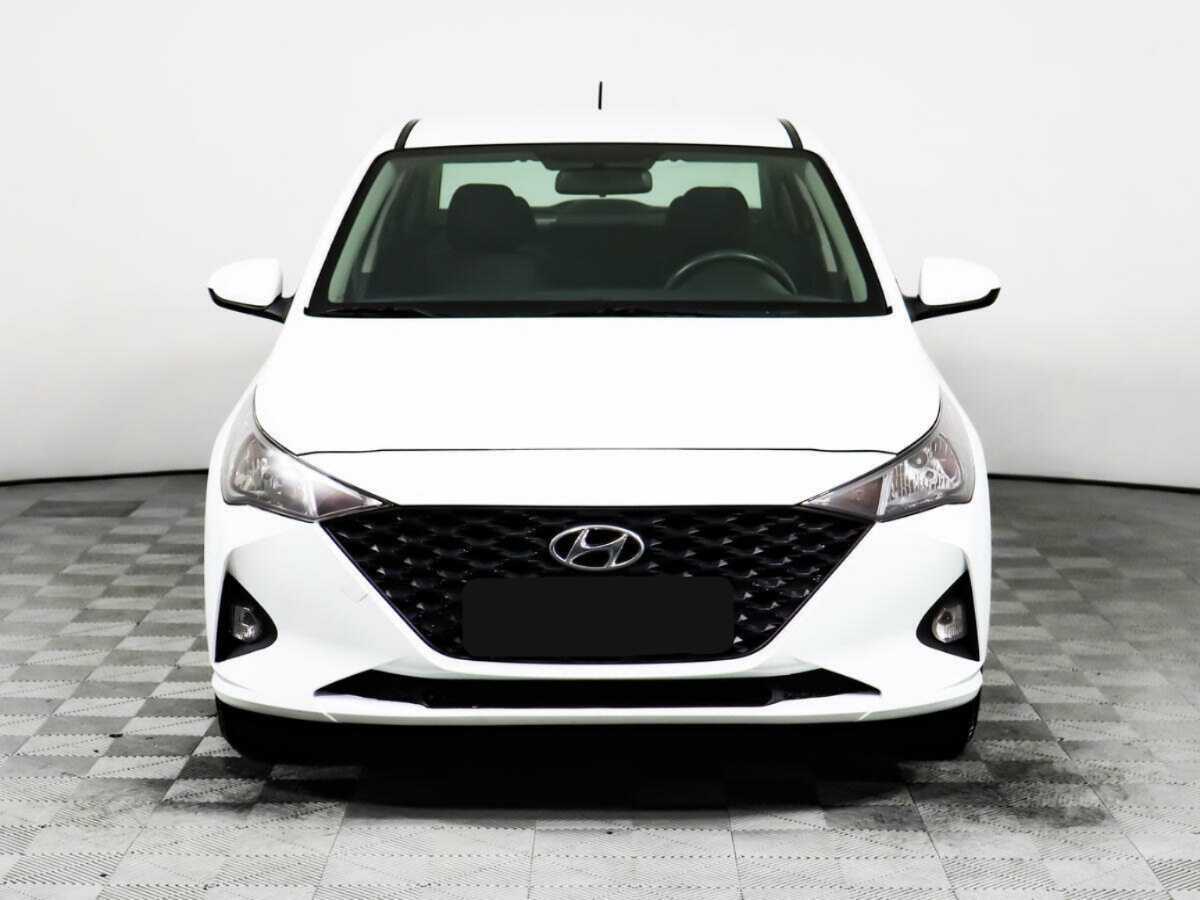 Hyundai Solaris с пробегом — 2020 год. Фото: #1