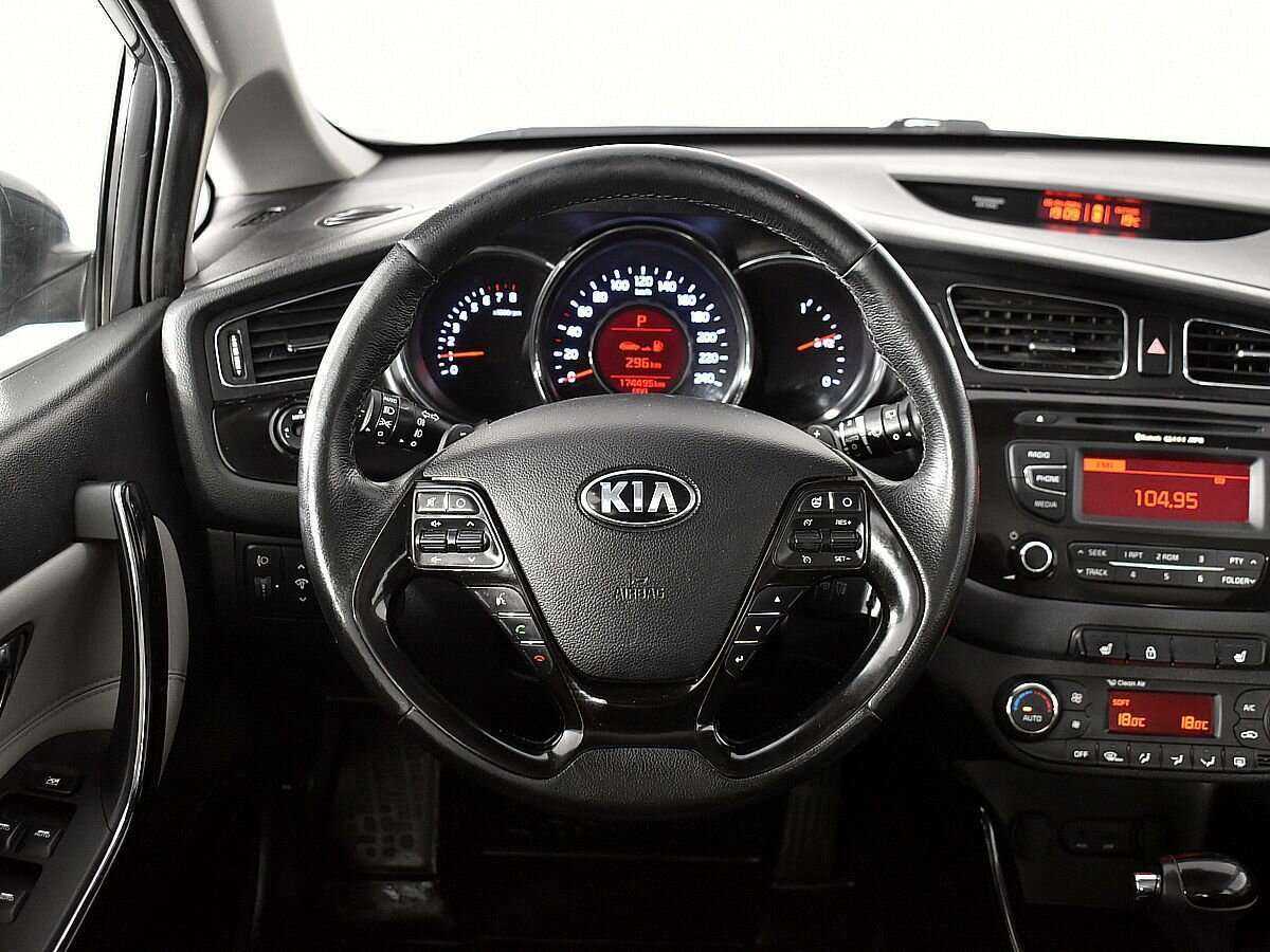Kia Ceed с пробегом — 2015 год. Фото: #10