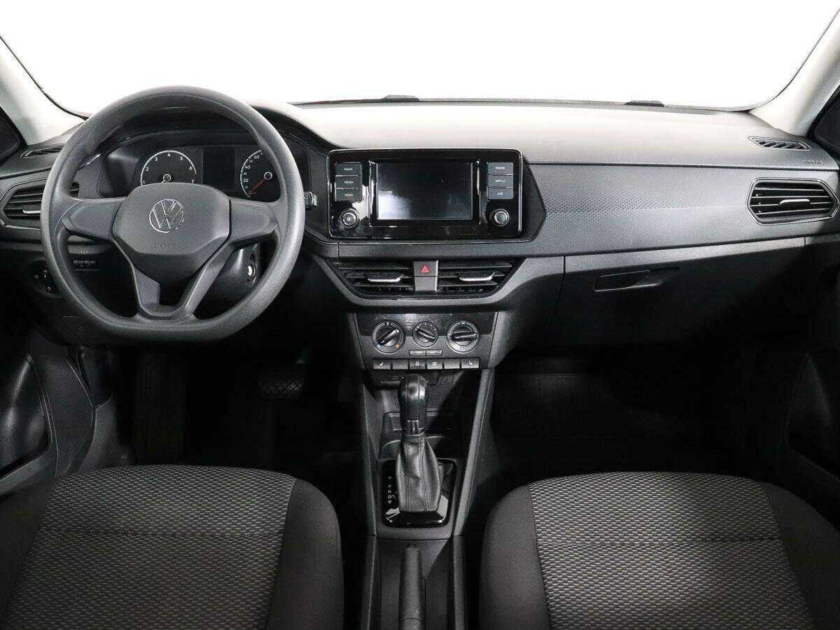 Volkswagen Polo с пробегом — 2020 год. Фото: #10