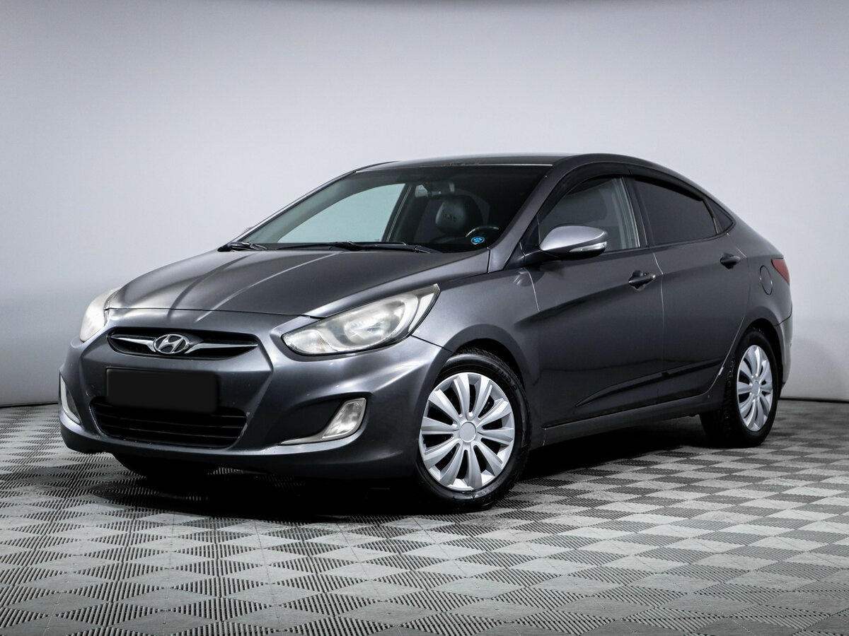 Hyundai Solaris с пробегом — 2012 год. Посмотреть фото