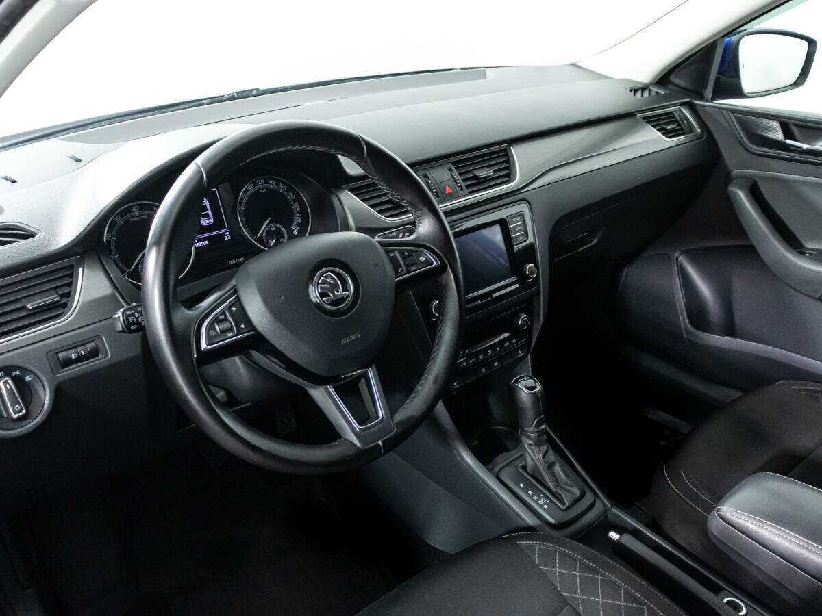 Skoda Rapid с пробегом — 2017 год. Фото: #10