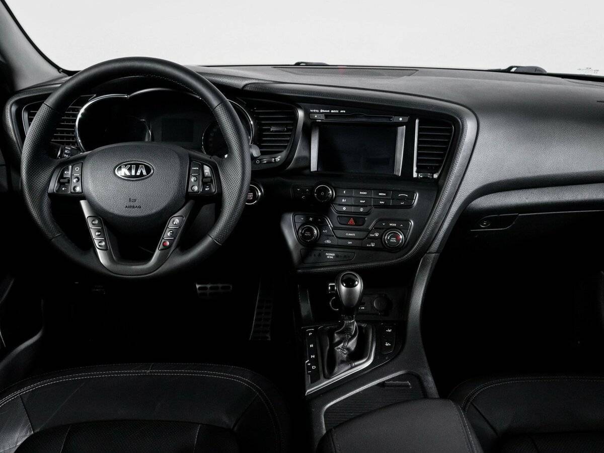 Kia Optima с пробегом — 2012 год. Фото: #11