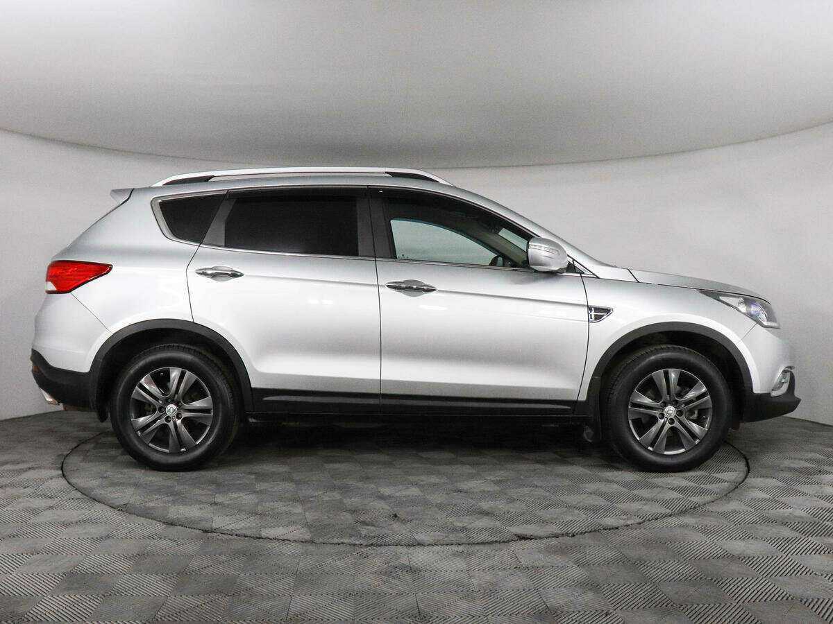 Dongfeng AX7 с пробегом — 2017 год. Фото: #3
