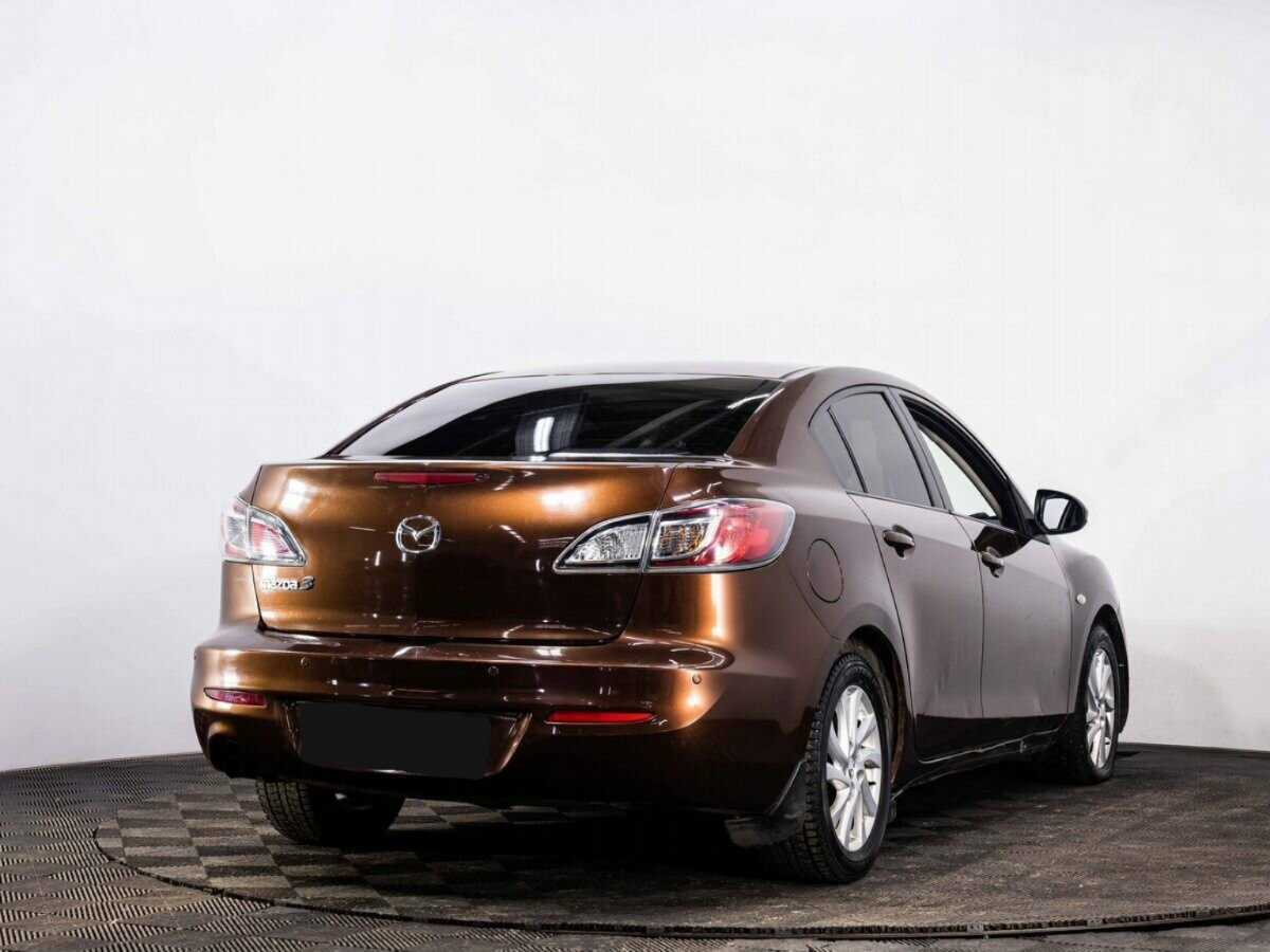 Mazda 3 с пробегом — 2012 год. Фото: #5