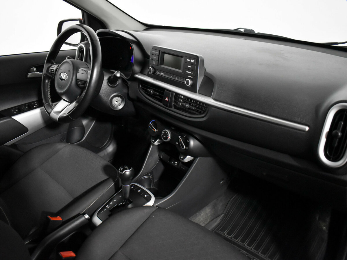 Kia Picanto с пробегом — 2018 год. Фото: #11