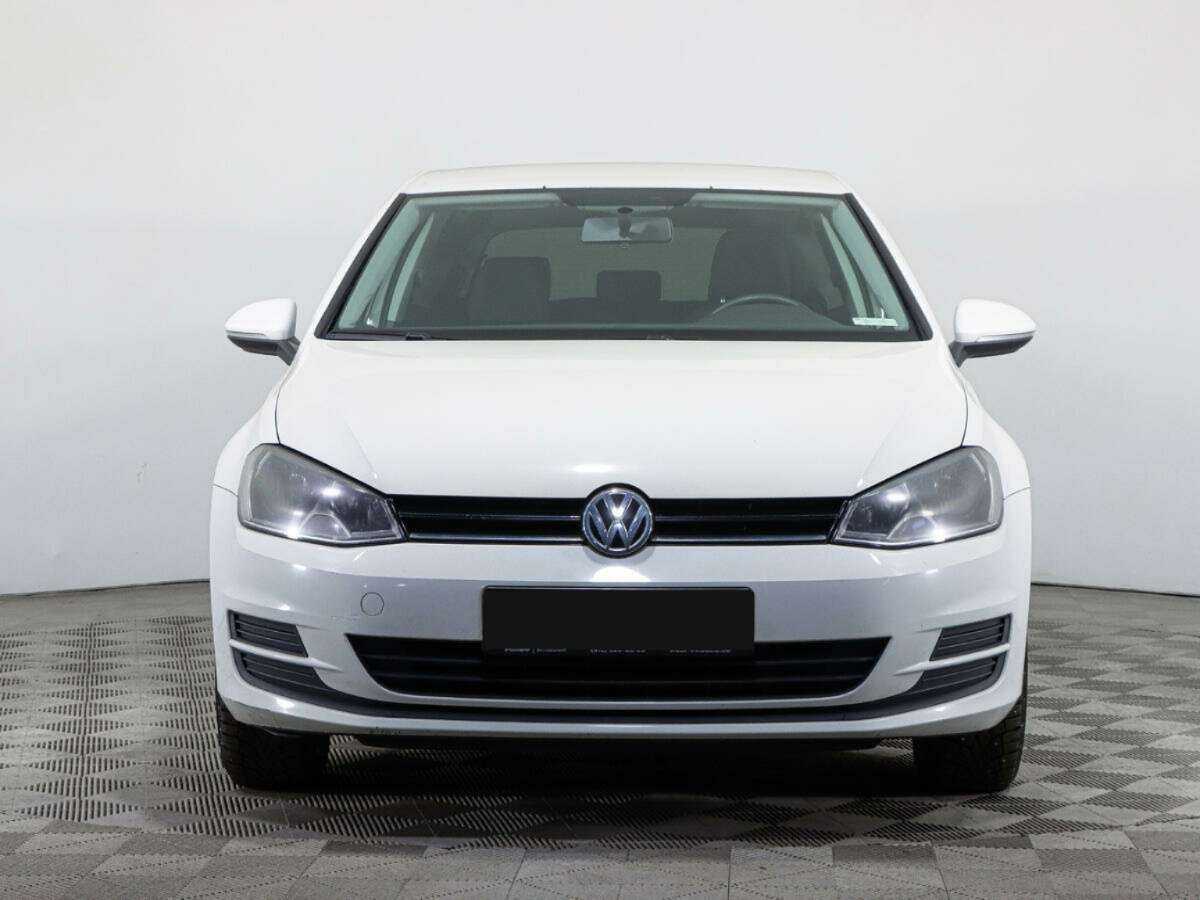 Volkswagen Golf с пробегом — 2013 год. Фото: #1