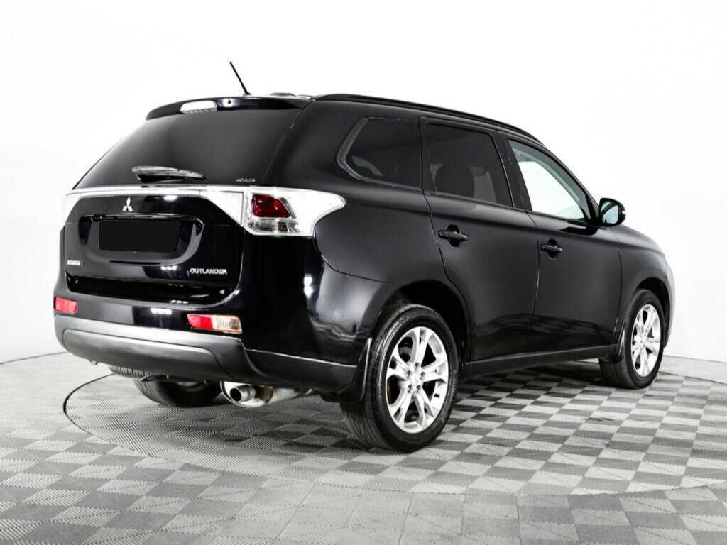 Mitsubishi Outlander с пробегом — 2012 год. Фото: #4