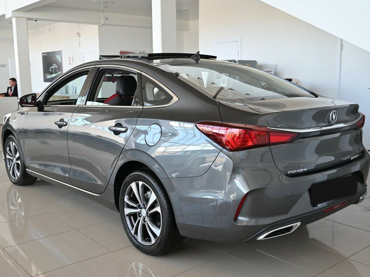 Changan Eado Plus с пробегом — 2024 год. Фото: #1