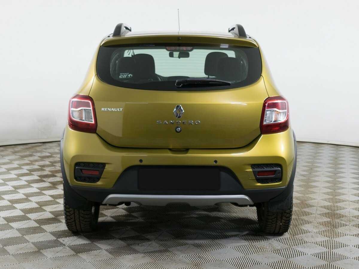 Renault Sandero с пробегом — 2017 год. Фото: #4