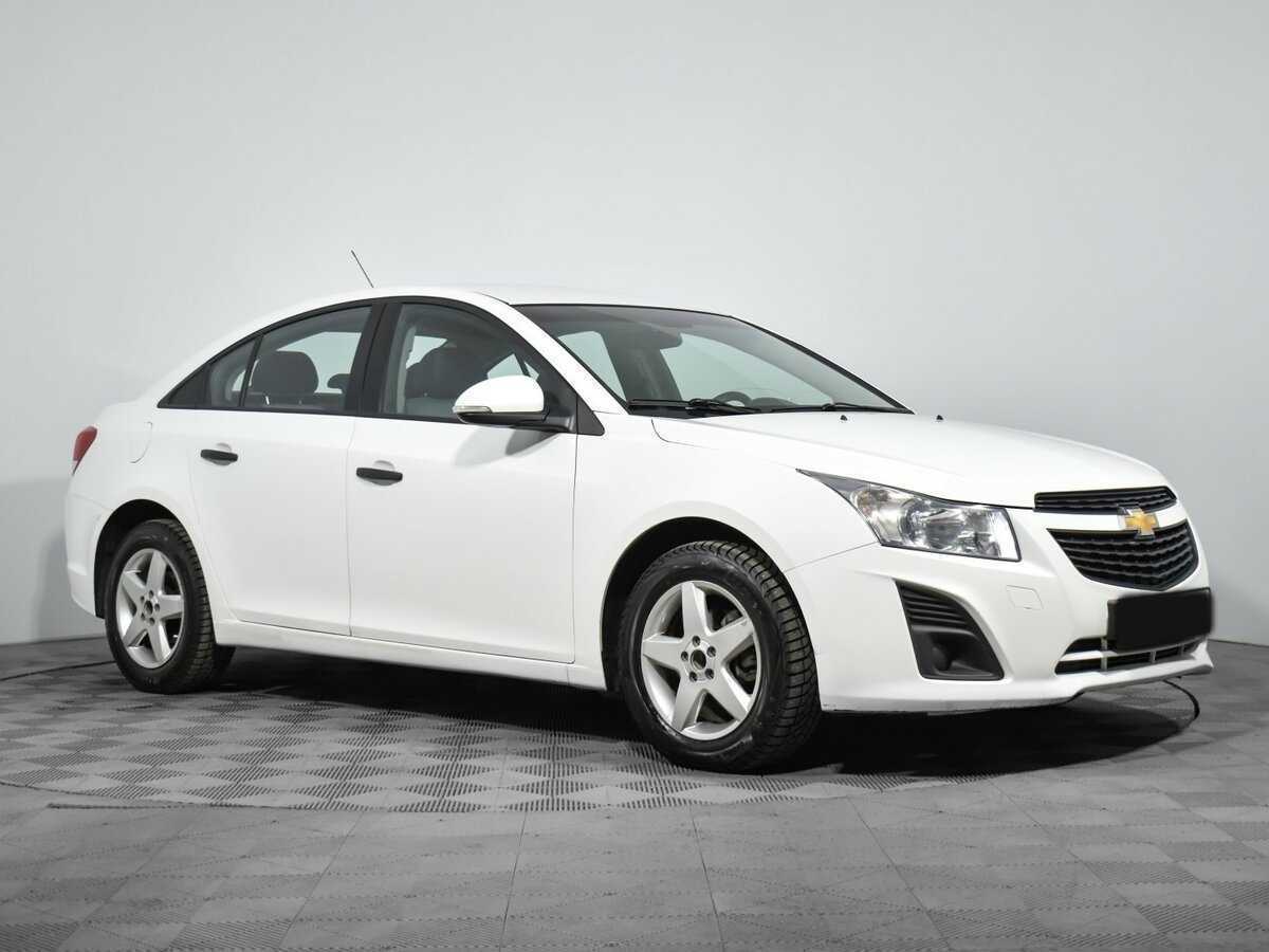 Chevrolet Cruze с пробегом — 2014 год. Фото: #2