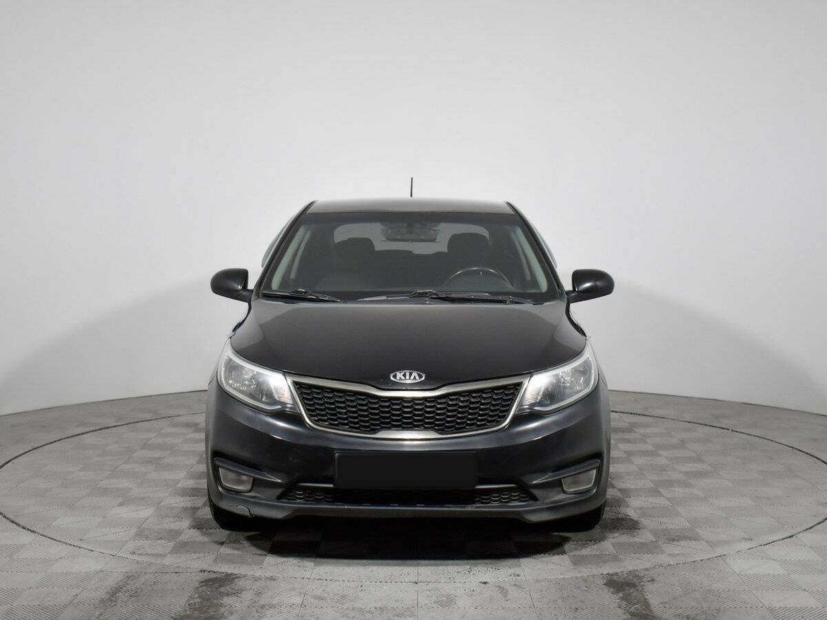 Kia Rio с пробегом — 2016 год. Фото: #1