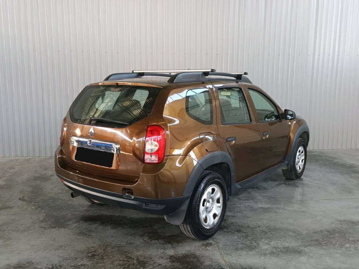 Renault Duster с пробегом — 2012 год. Фото: #4