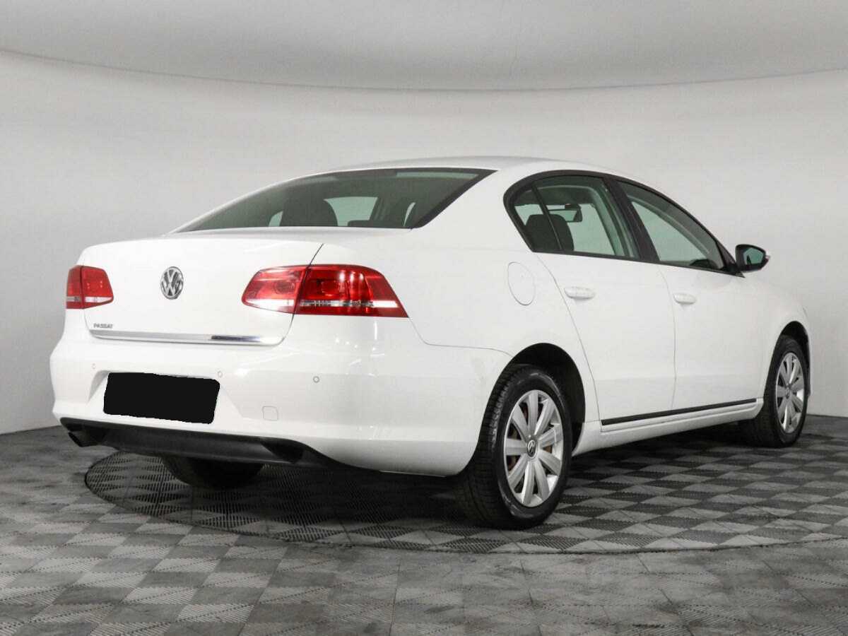 Volkswagen Passat с пробегом — 2014 год. Фото: #4