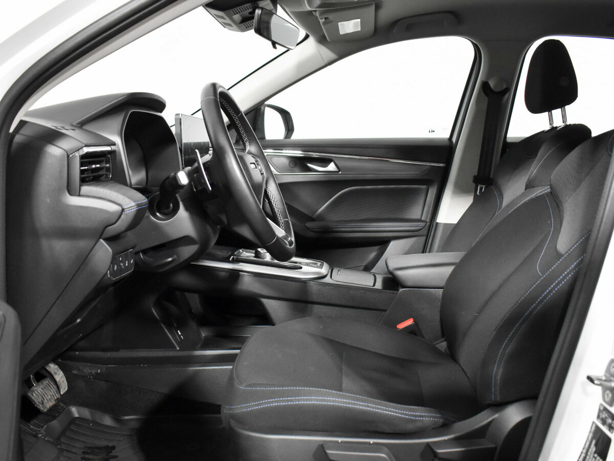 Haval Jolion с пробегом — 2024 год. Фото: #8