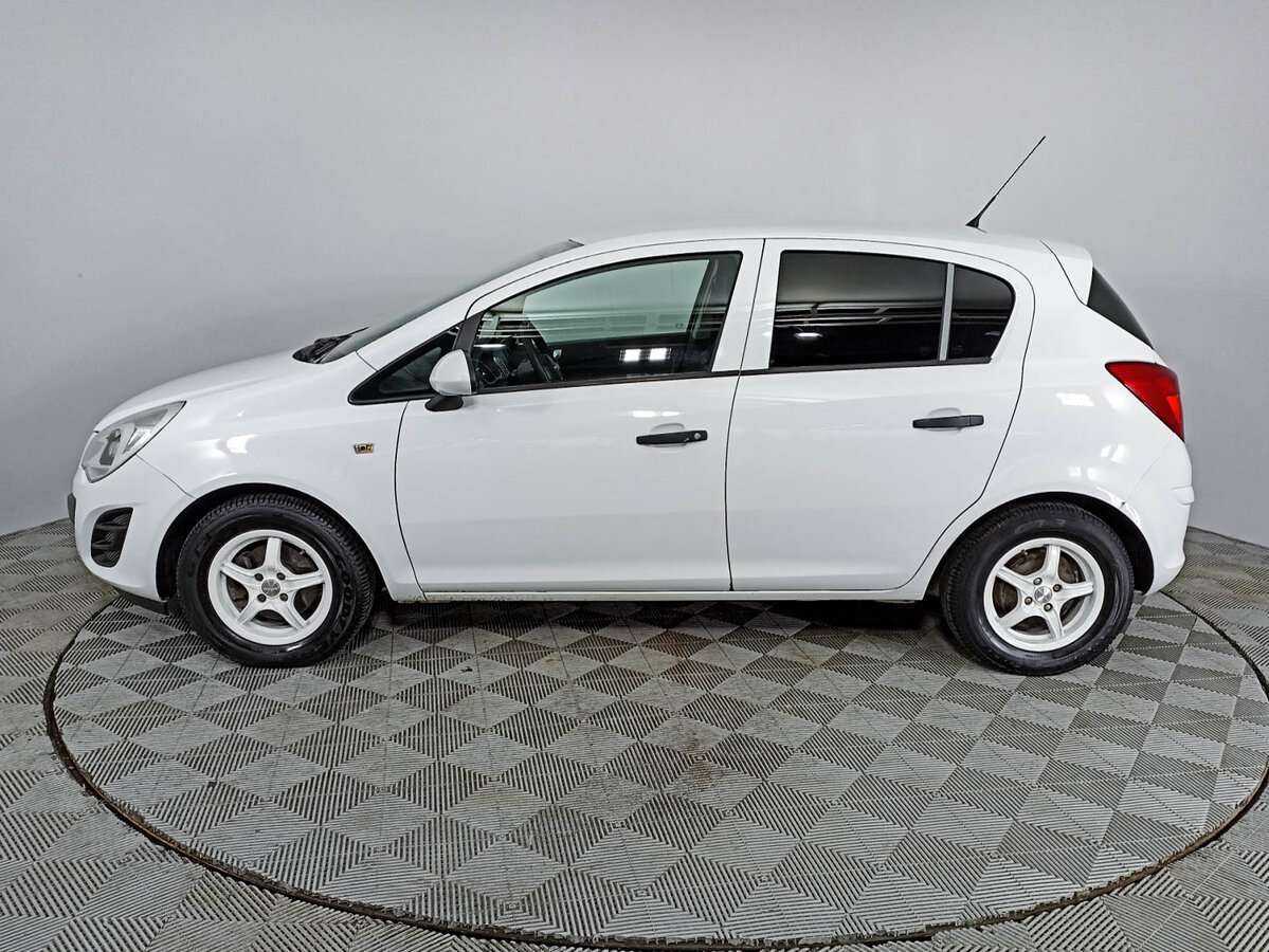 Opel Corsa с пробегом — 2013 год. Фото: #7