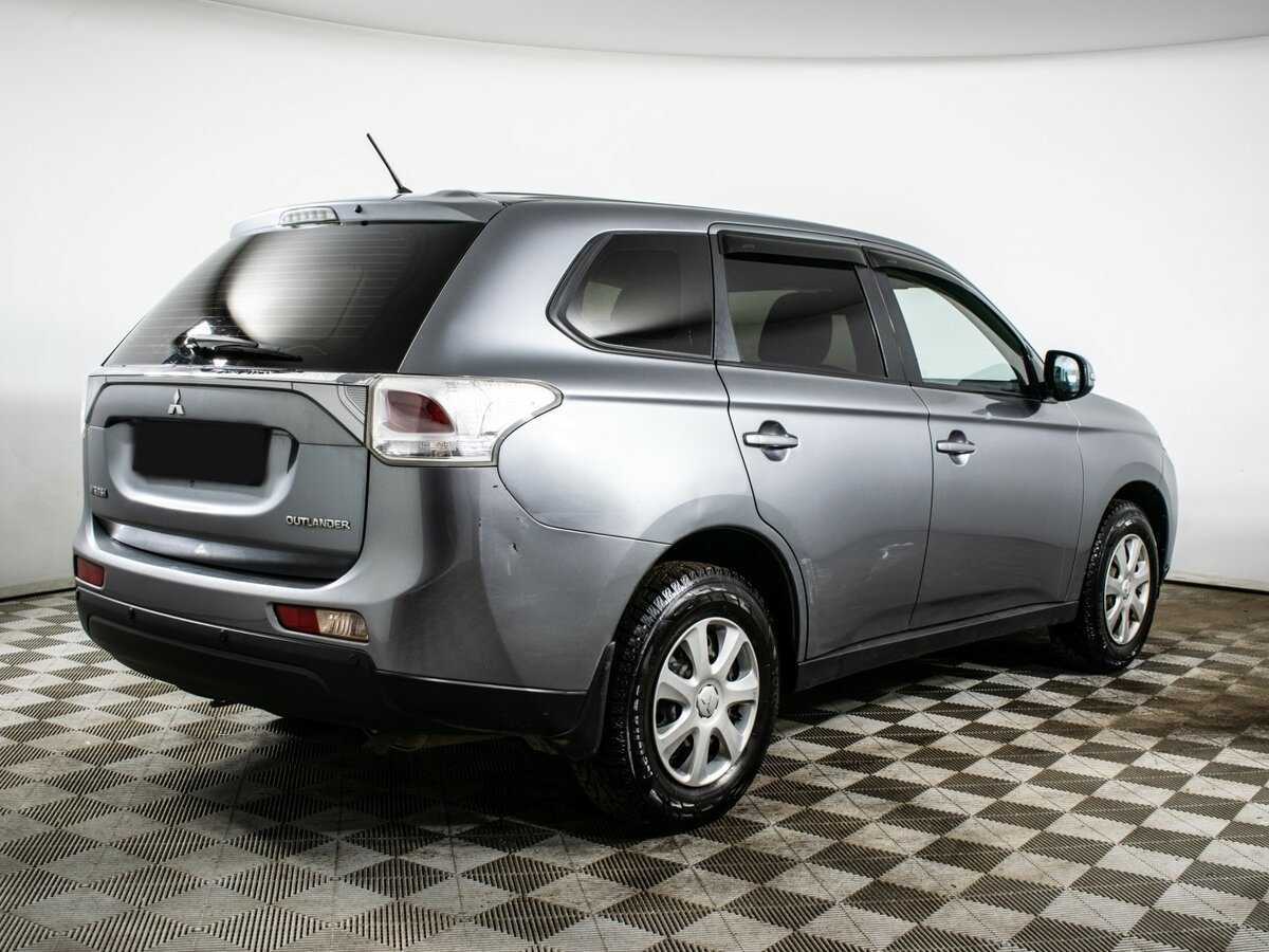 Mitsubishi Outlander с пробегом — 2012 год. Фото: #4