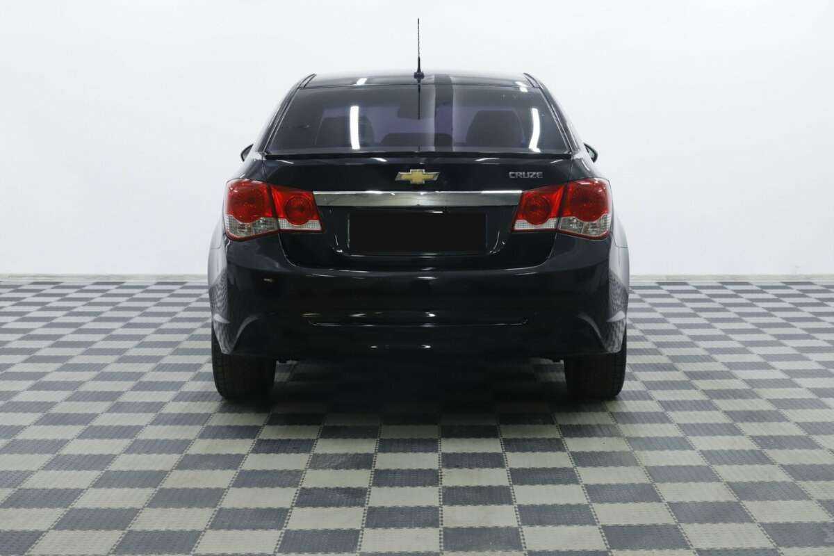 Chevrolet Cruze с пробегом — 2015 год. Фото: #5
