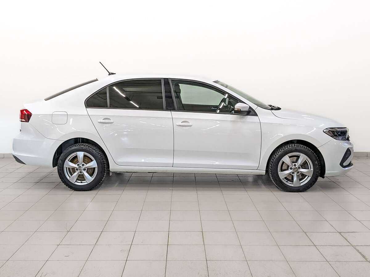 Volkswagen Polo с пробегом — 2020 год. Фото: #3