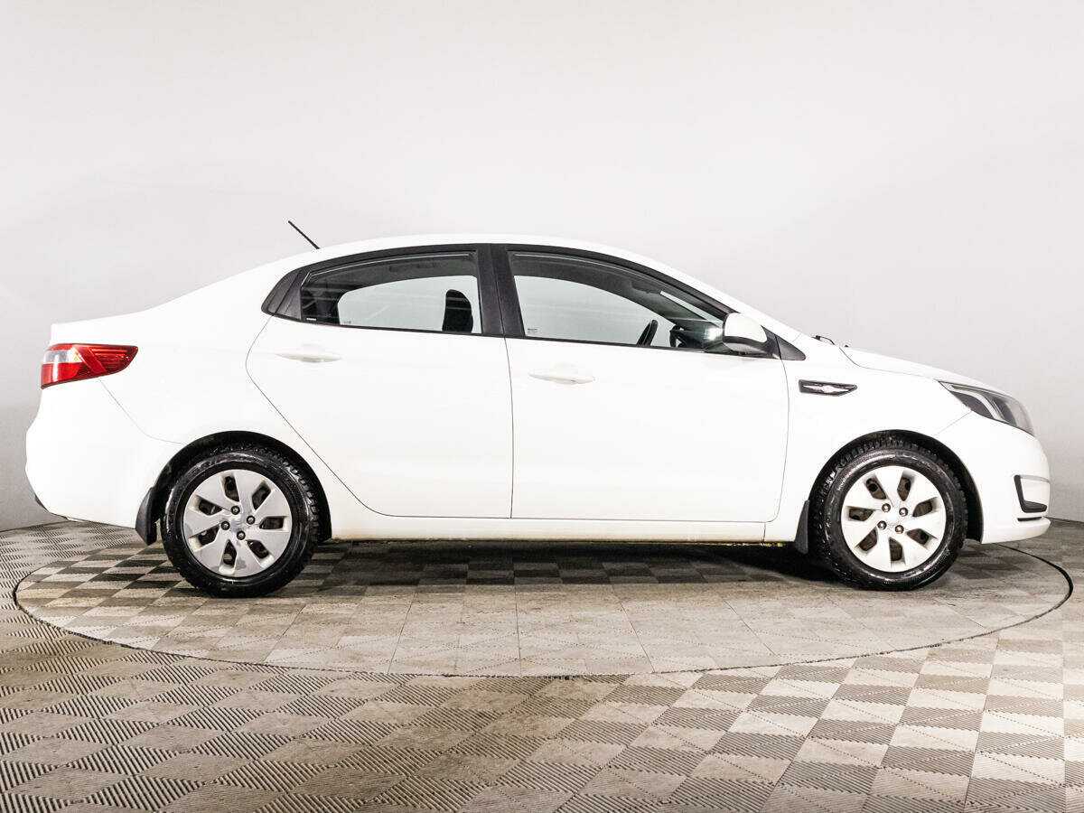 Kia Rio с пробегом — 2014 год. Фото: #3