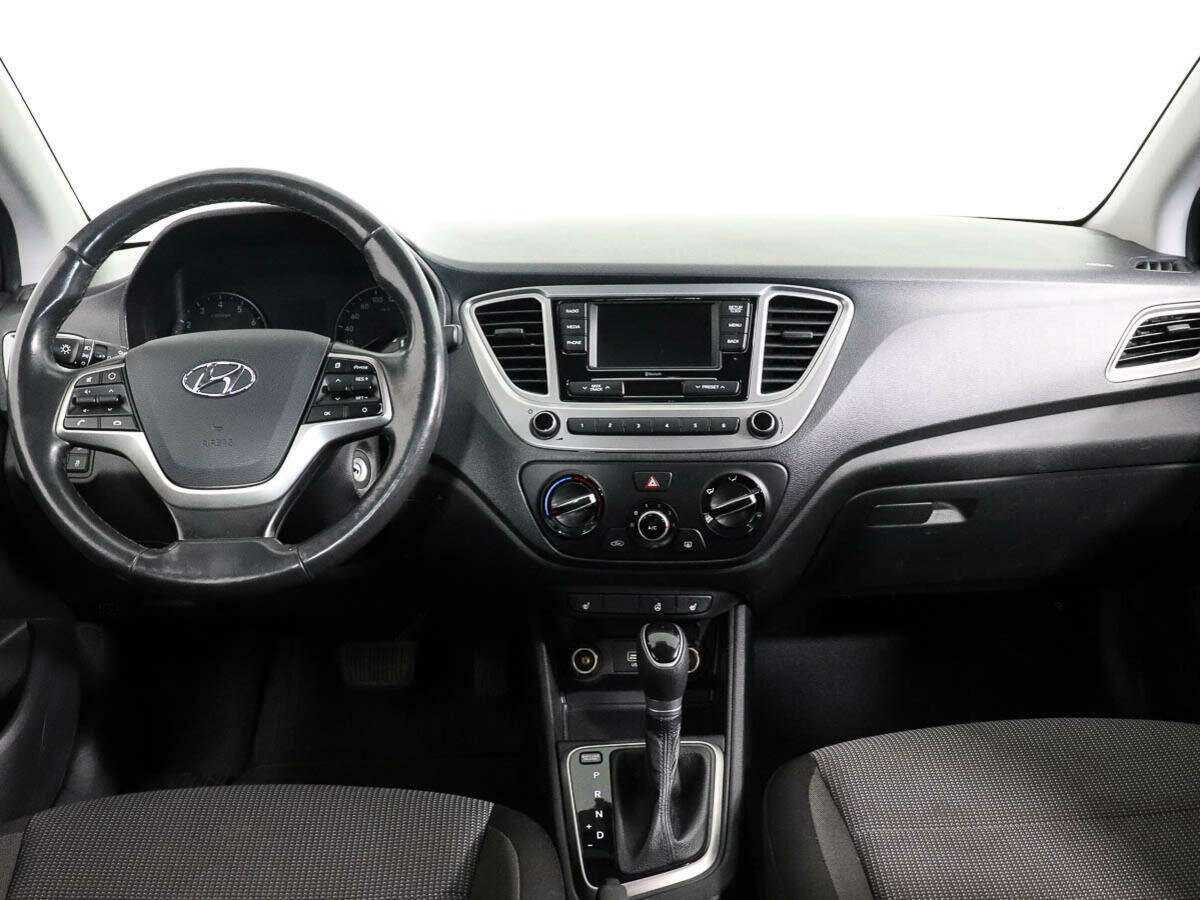 Hyundai Solaris с пробегом — 2019 год. Фото: #9