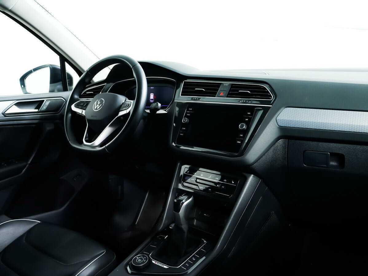 Volkswagen Tiguan с пробегом — 2021 год. Фото: #6