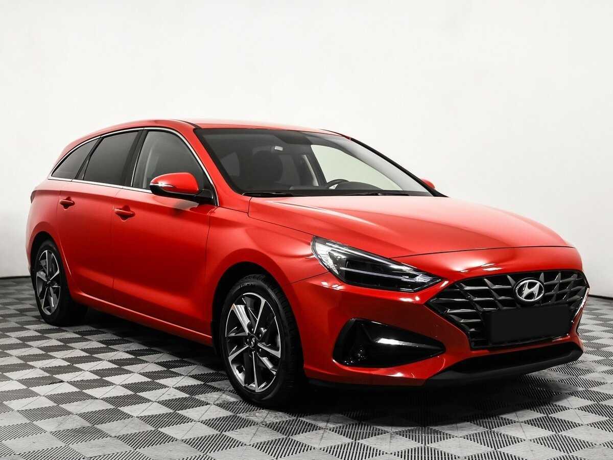 Hyundai i30 с пробегом — 2022 год. Фото: #2