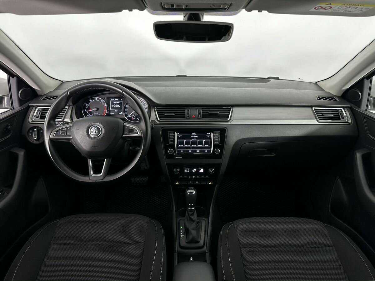 Skoda Rapid с пробегом — 2016 год. Фото: #10