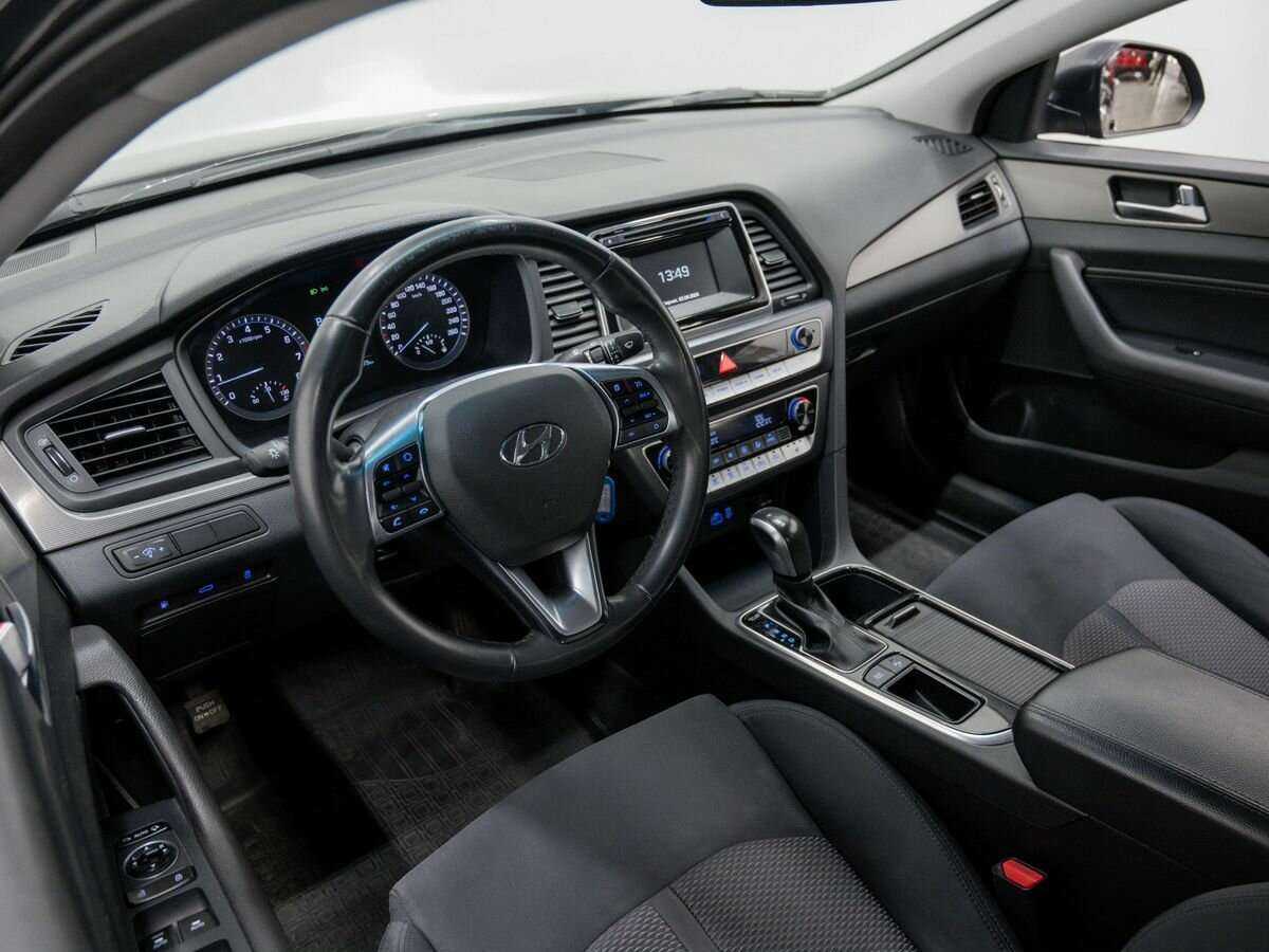 Hyundai Sonata с пробегом — 2017 год. Фото: #13