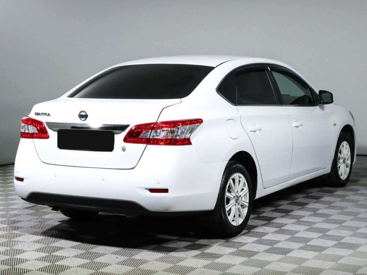 Nissan Sentra с пробегом — 2015 год. Фото: #4