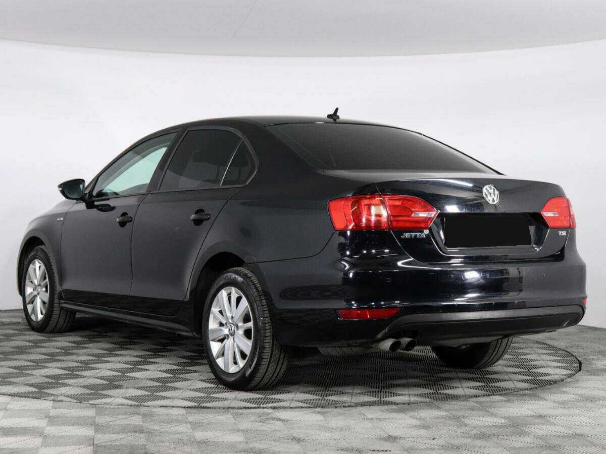 Volkswagen Jetta с пробегом — 2013 год. Фото: #5