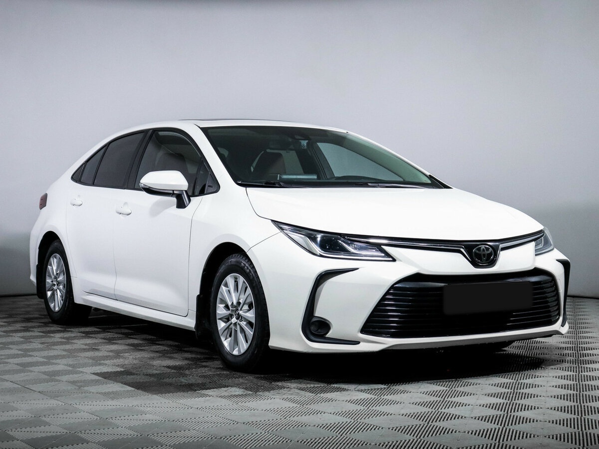 Toyota Corolla с пробегом — 2021 год. Фото: #2