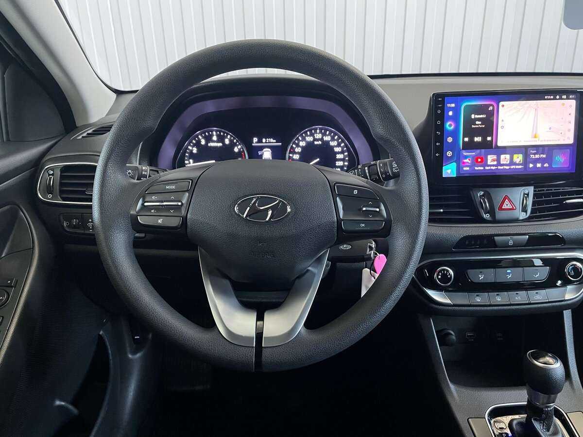 Hyundai i30 с пробегом — 2022 год. Фото: #9
