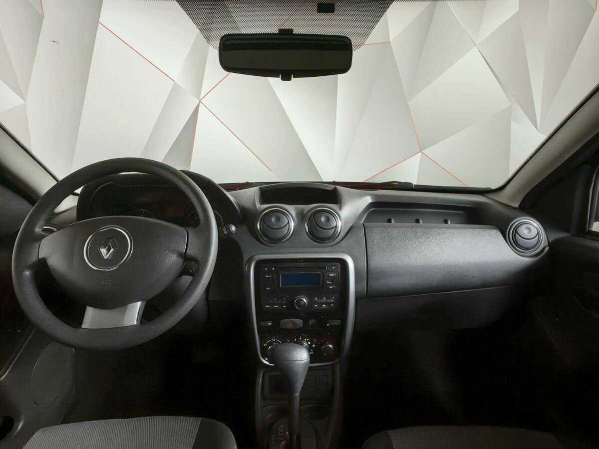 Renault Duster с пробегом — 2013 год. Фото: #8