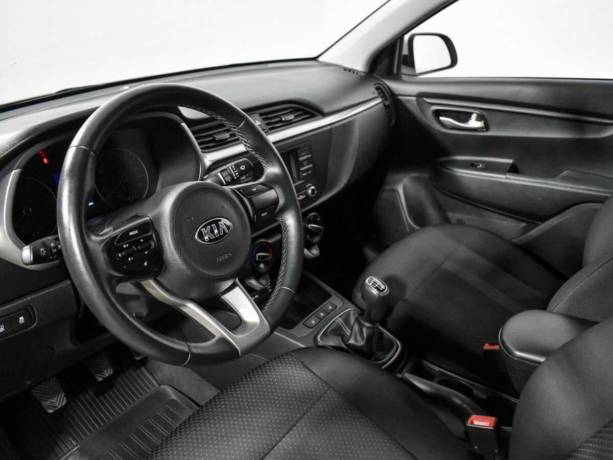 Kia Rio с пробегом — 2020 год. Фото: #8