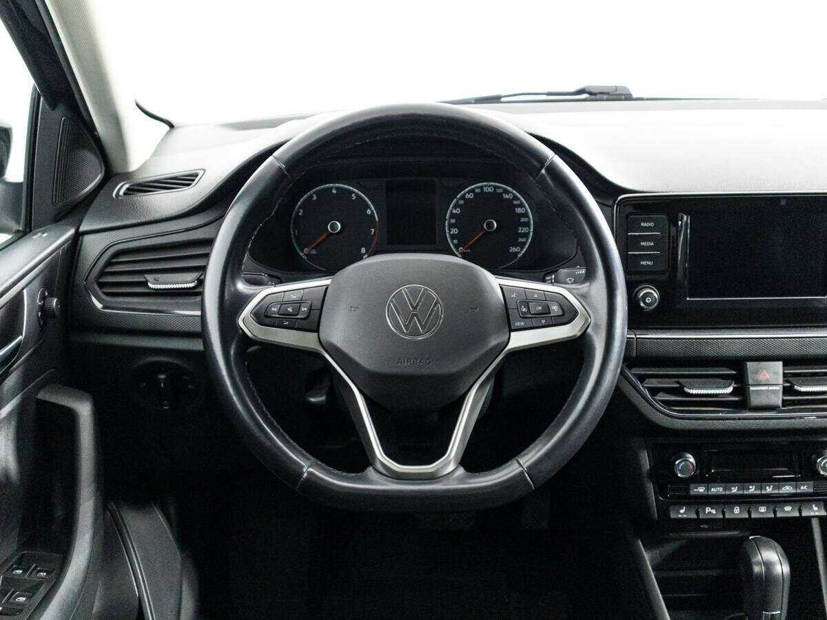 Volkswagen Polo с пробегом — 2021 год. Фото: #17