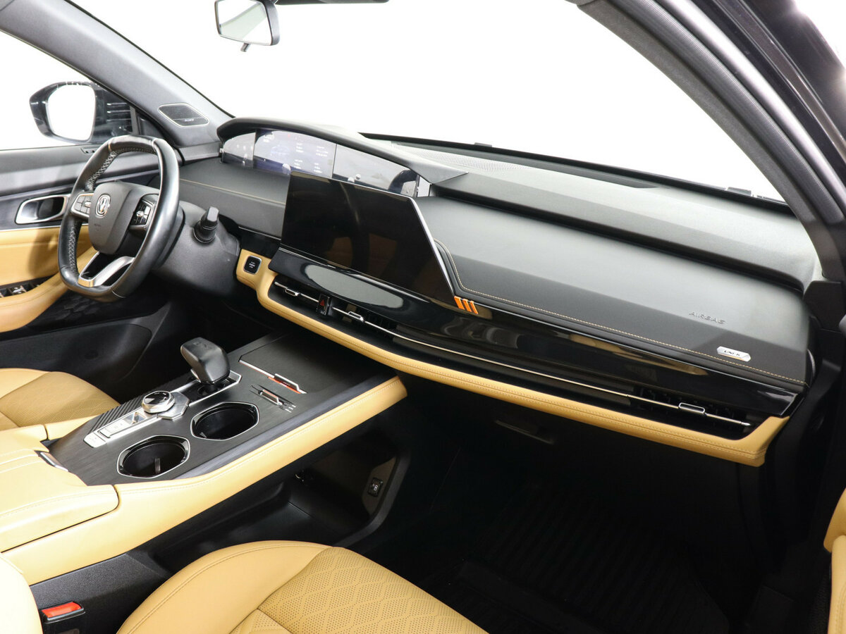 Changan UNI-K с пробегом — 2024 год. Фото: #9