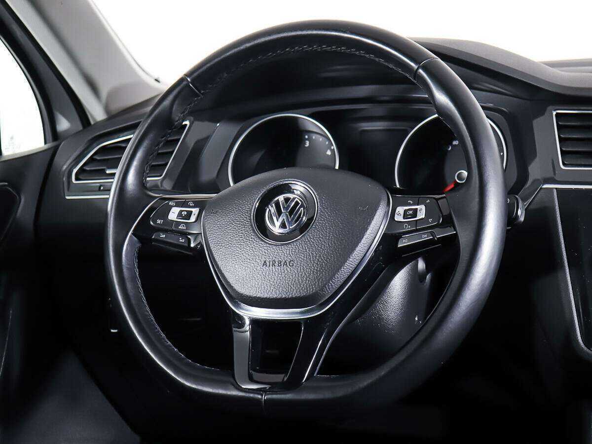 Volkswagen Tiguan с пробегом — 2018 год. Фото: #13