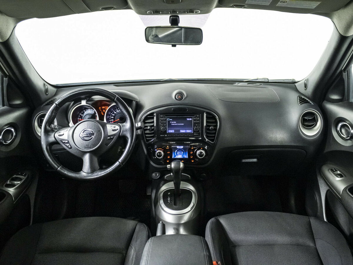 Nissan Juke с пробегом — 2012 год. Фото: #11