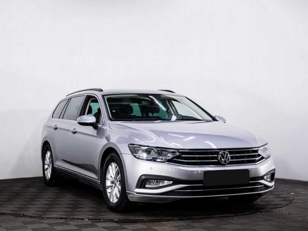 Volkswagen Passat с пробегом — 2020 год. Фото: #2