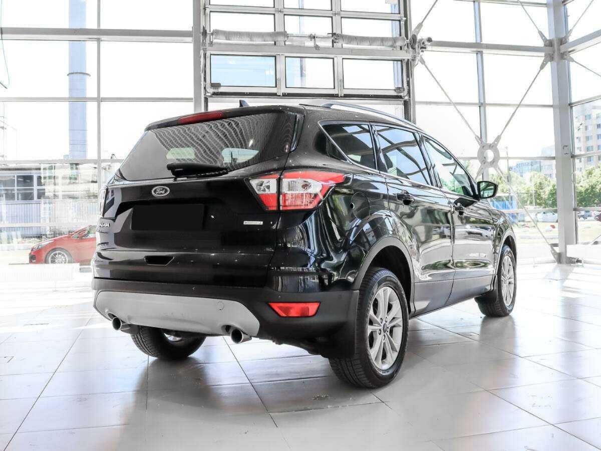 Ford Kuga с пробегом — 2016 год. Фото: #4