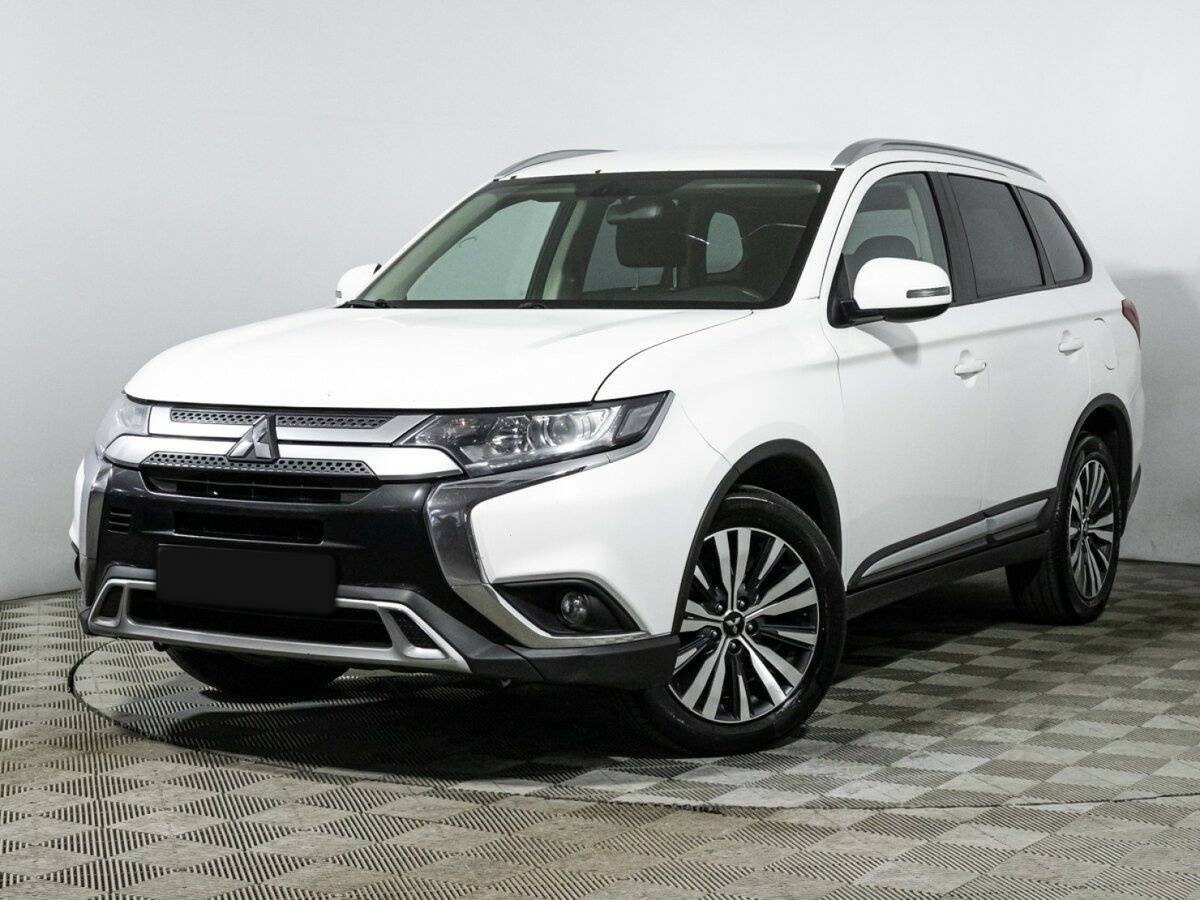 Mitsubishi Outlander с пробегом — 2019 год. Фото: #0