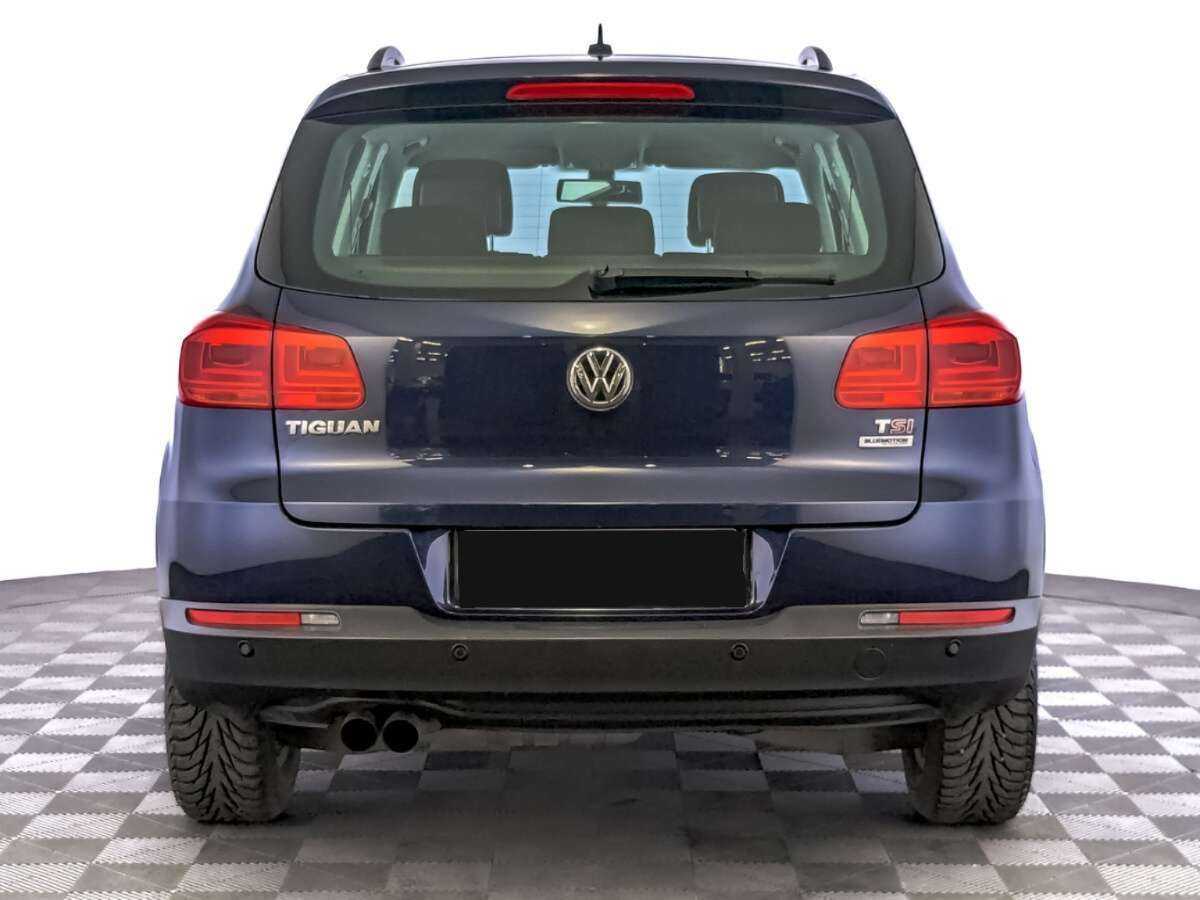 Volkswagen Tiguan с пробегом — 2015 год. Фото: #5