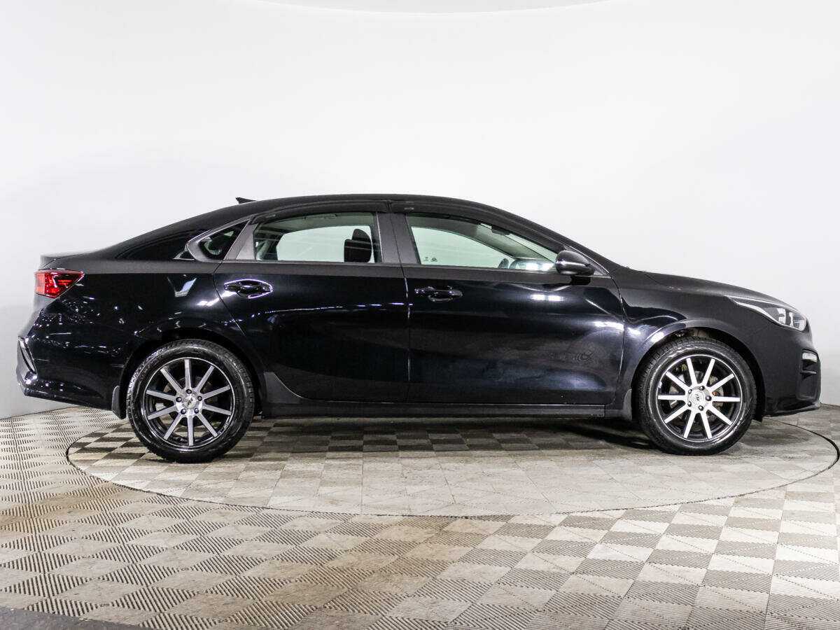 Kia Cerato с пробегом — 2021 год. Фото: #3