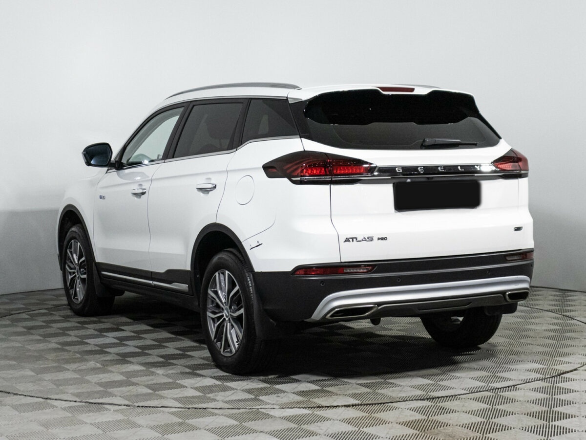 Geely Atlas Pro с пробегом — 2023 год. Фото: #6