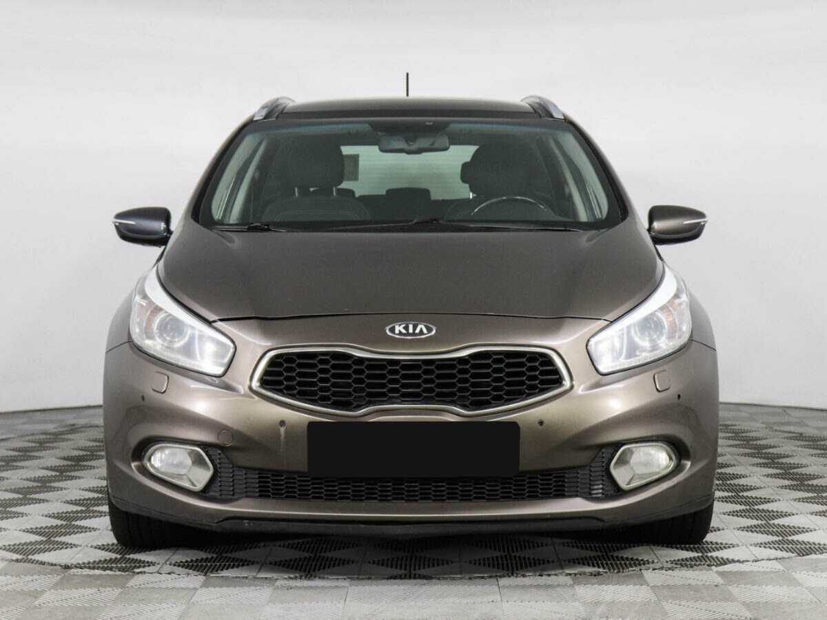 Kia Ceed с пробегом — 2013 год. Фото: #1