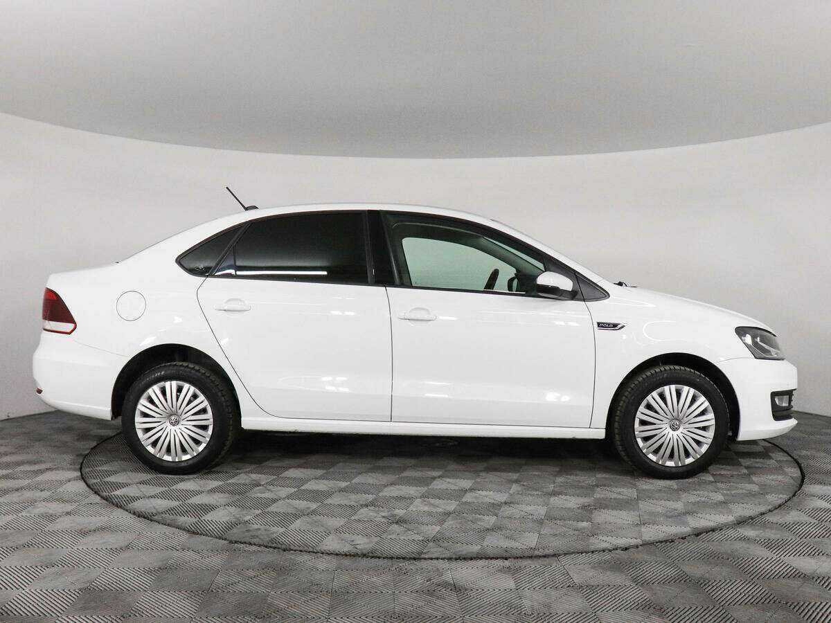 Volkswagen Polo с пробегом — 2019 год. Фото: #3