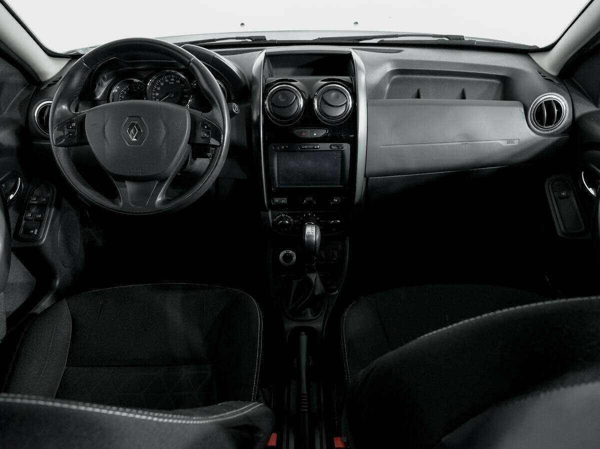 Renault Duster с пробегом — 2018 год. Фото: #11