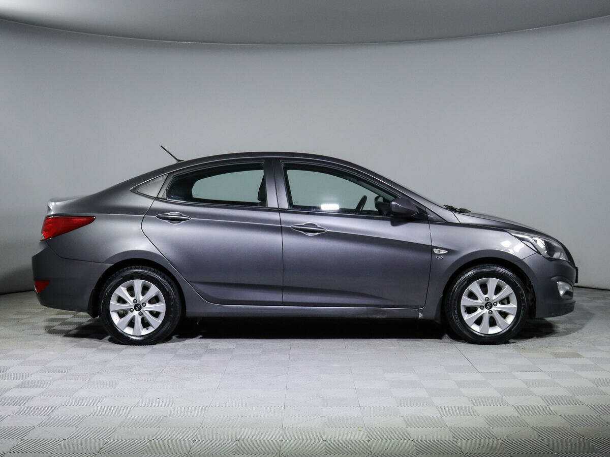 Hyundai Solaris с пробегом — 2016 год. Фото: #3